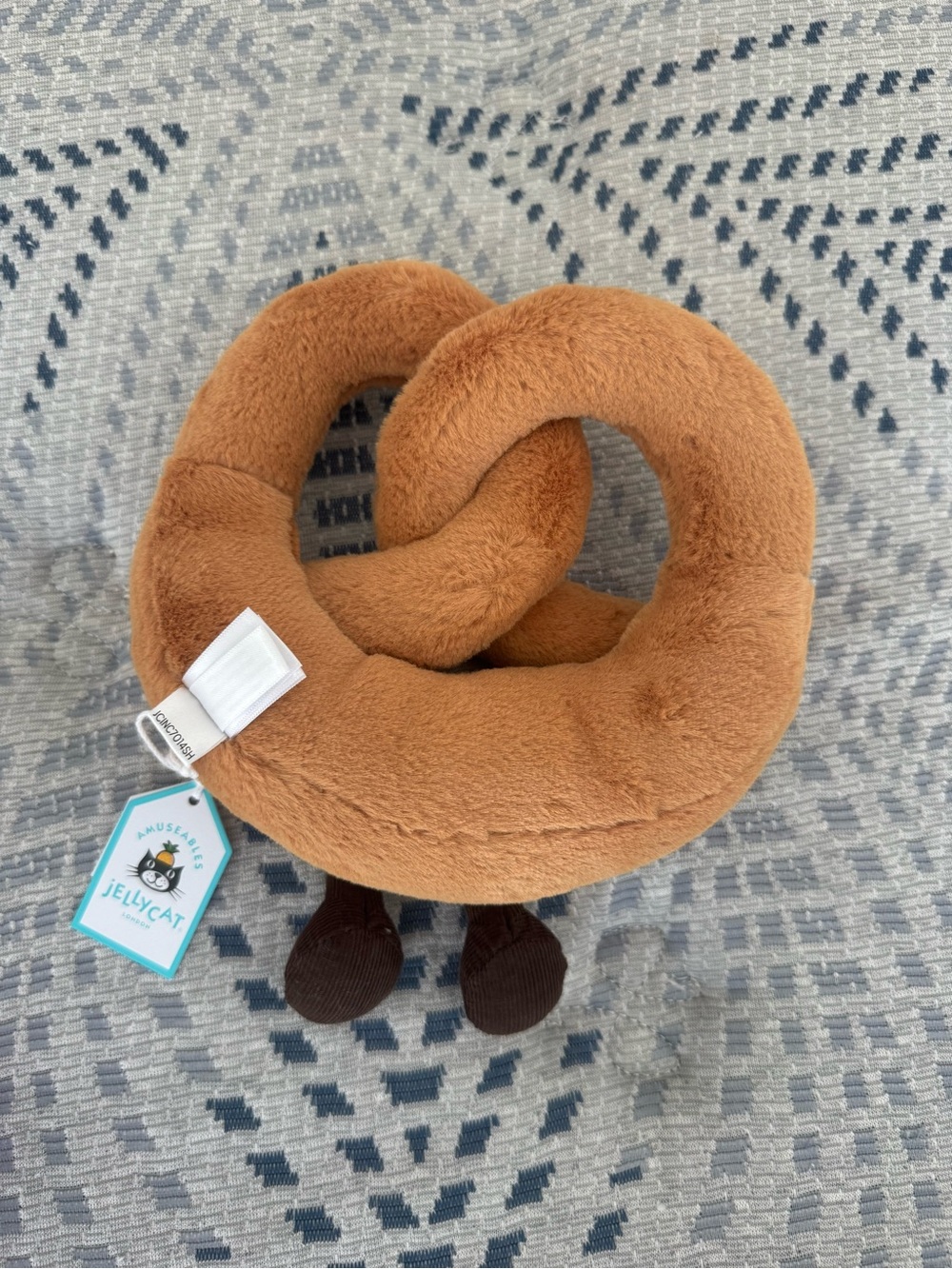 Jellycat Brown Pretzel NWT - Picture 2 of 3
